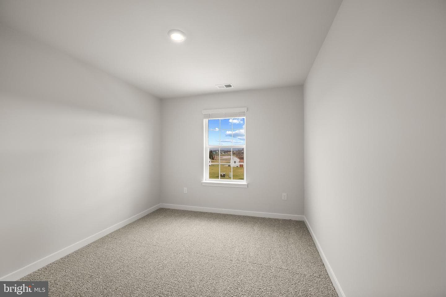 402 Eclipse Street photo 23