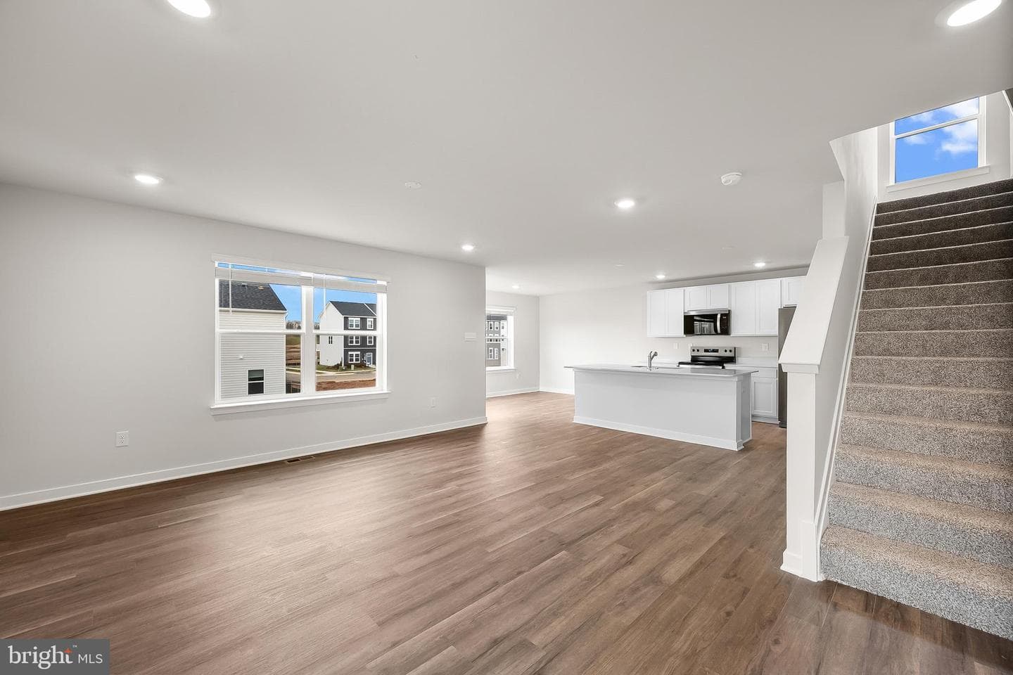 402 Eclipse Street photo 5