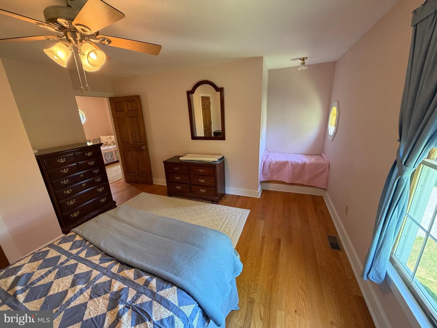 86 Rosser Lane photo 17