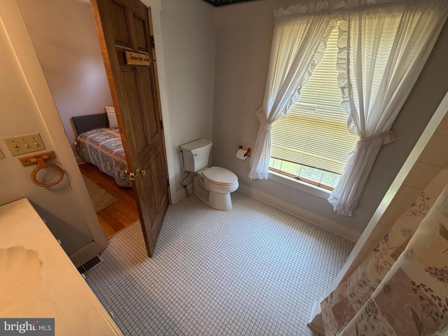 86 Rosser Lane photo 21