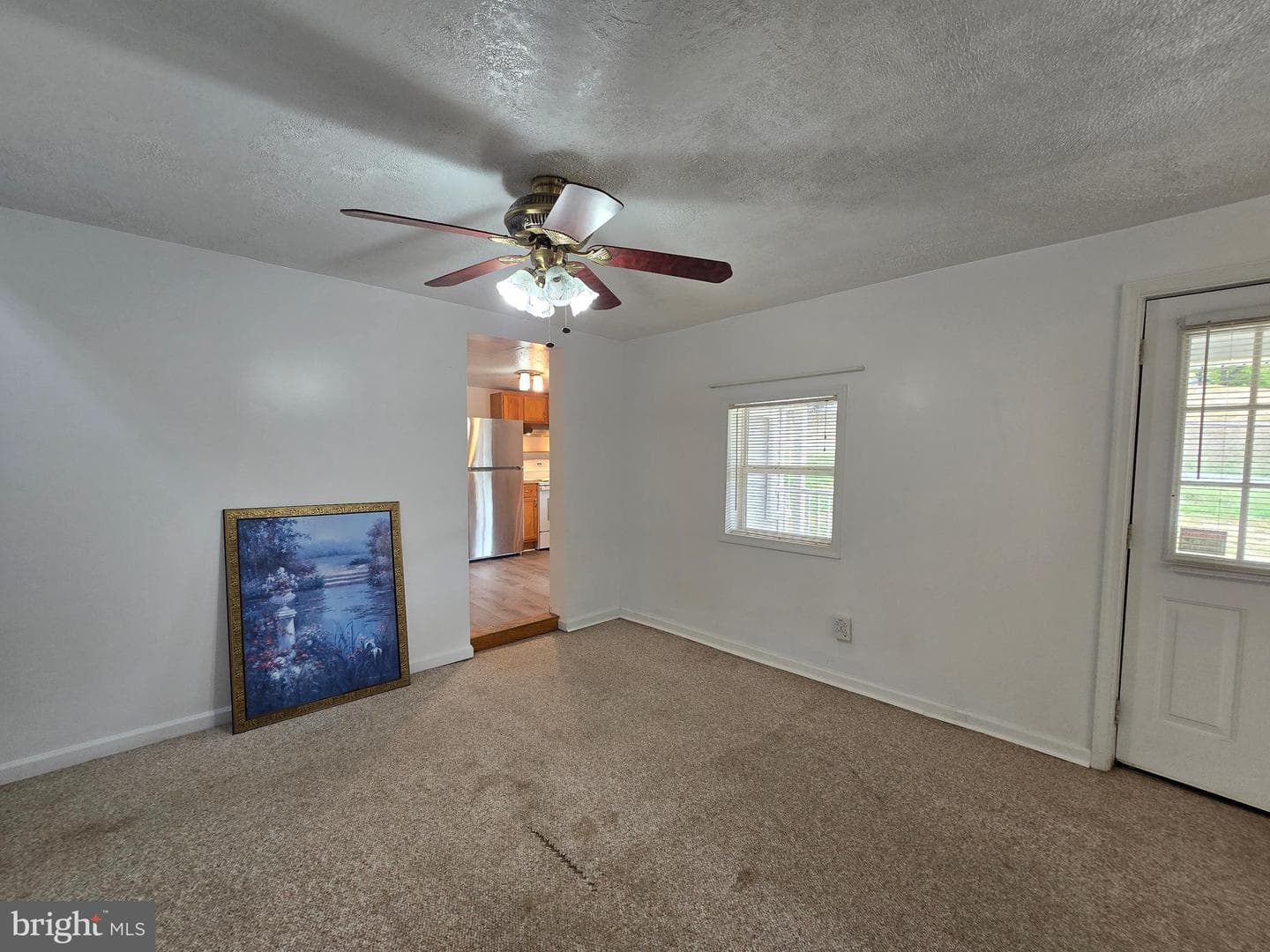 240 Ewing Street photo 13