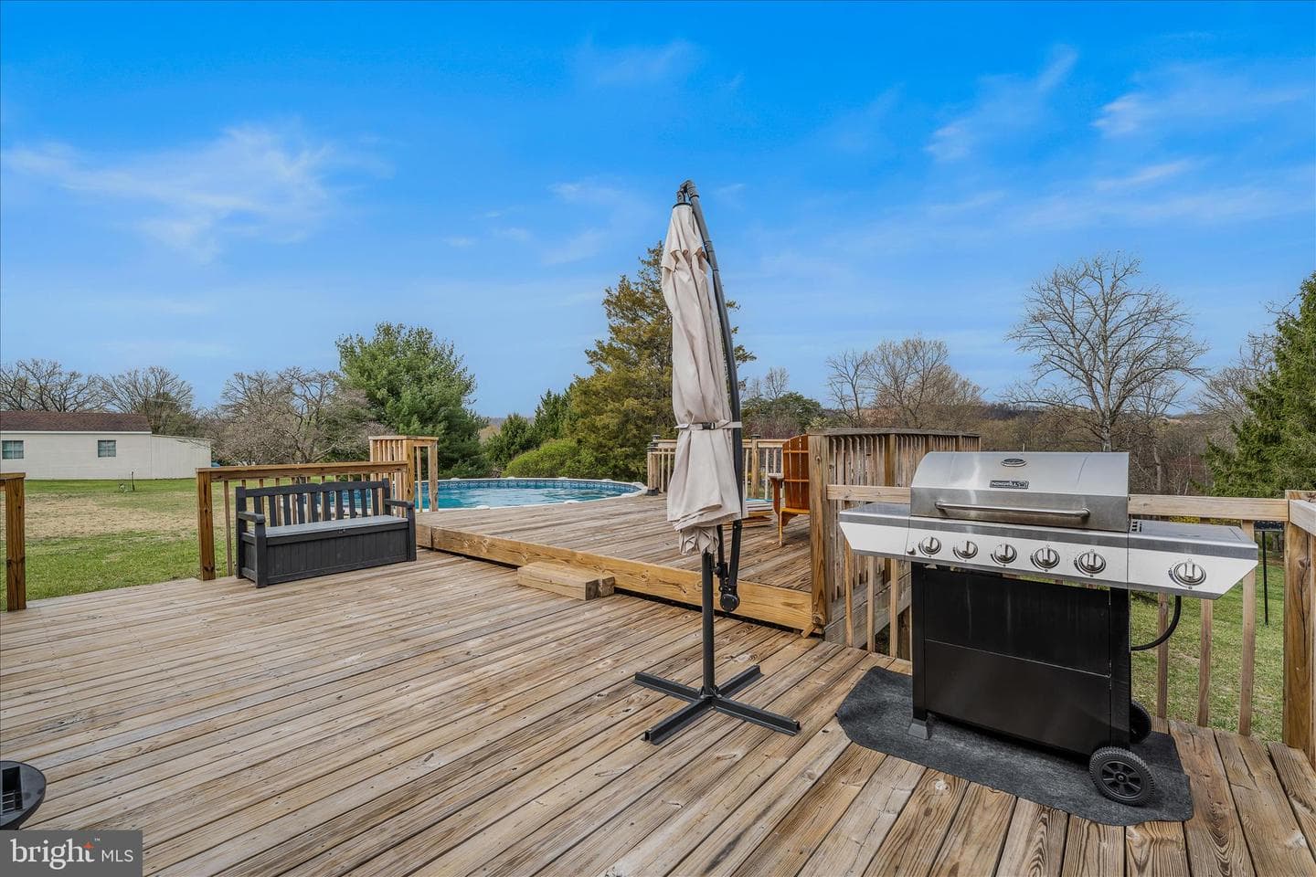 1635 Fairview Drive photo 32