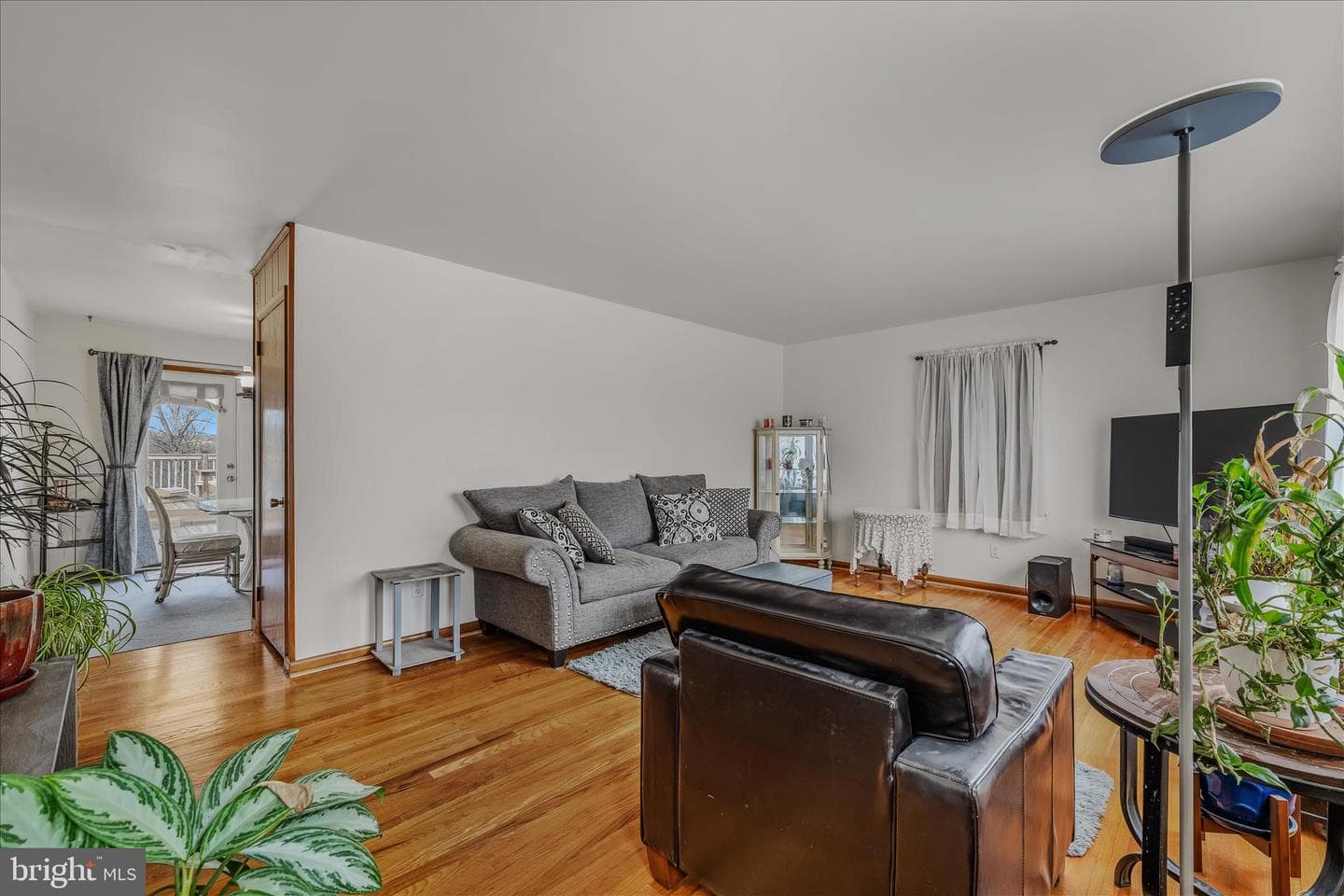 1635 Fairview Drive photo 6