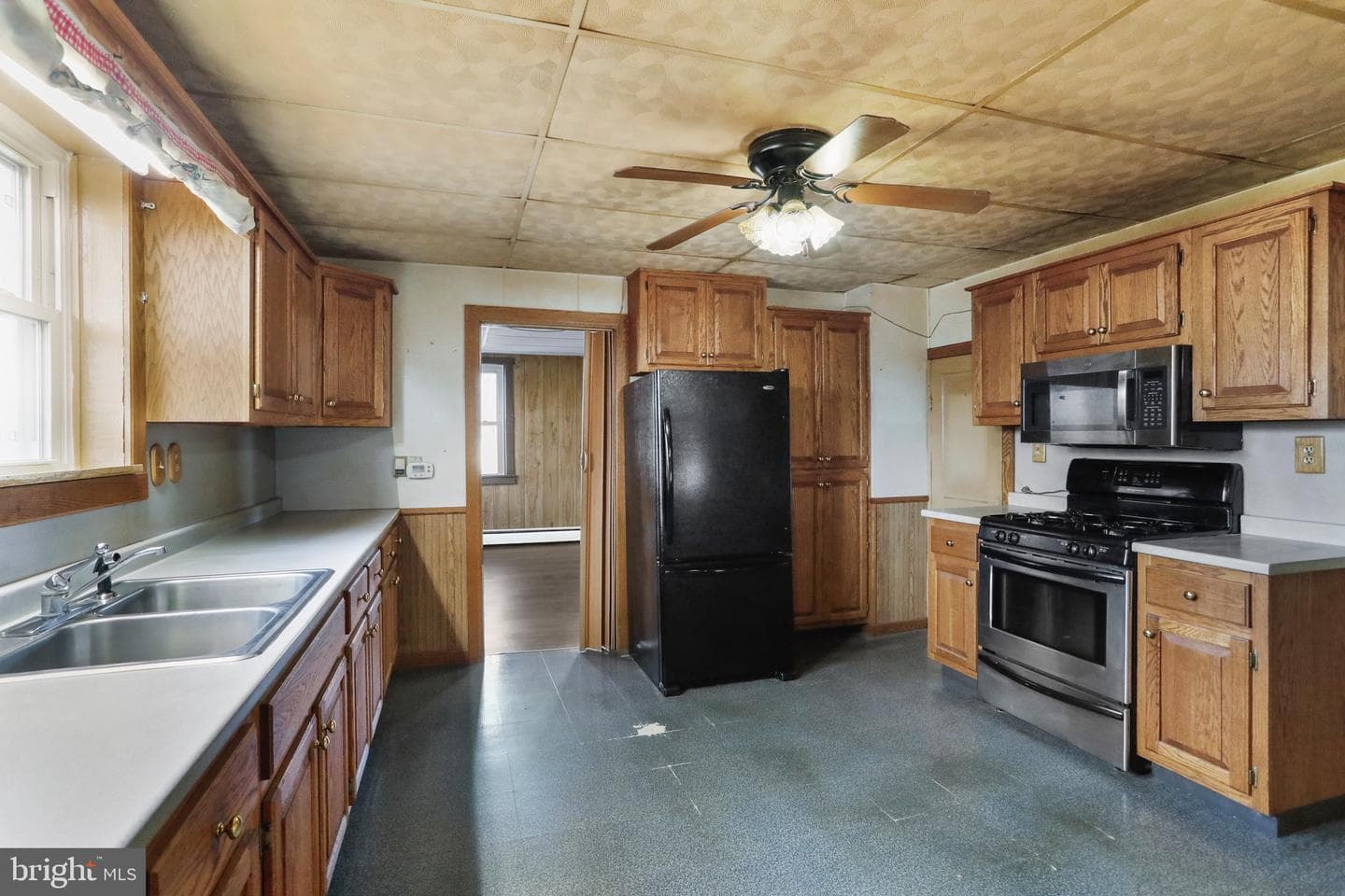 12725 Winchester Grade Road photo 2
