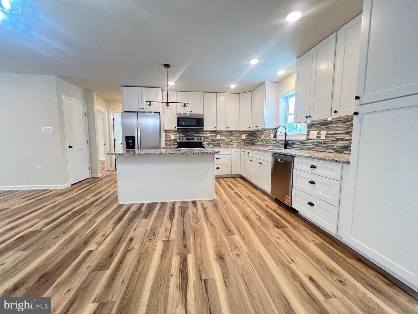 256 Roundtop Ln photo 29