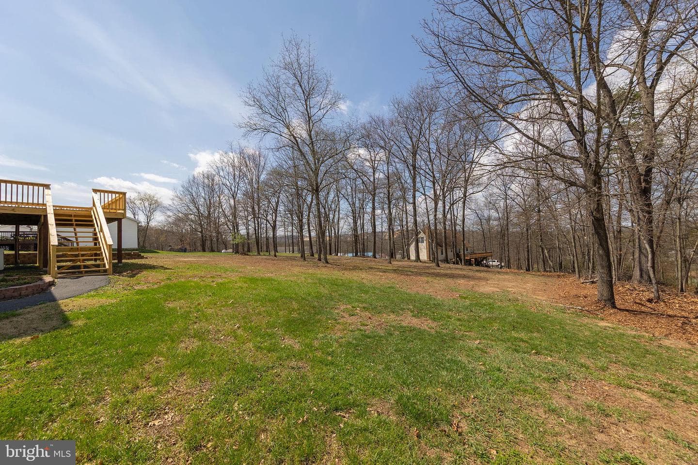 25 Nelson Lane photo 38