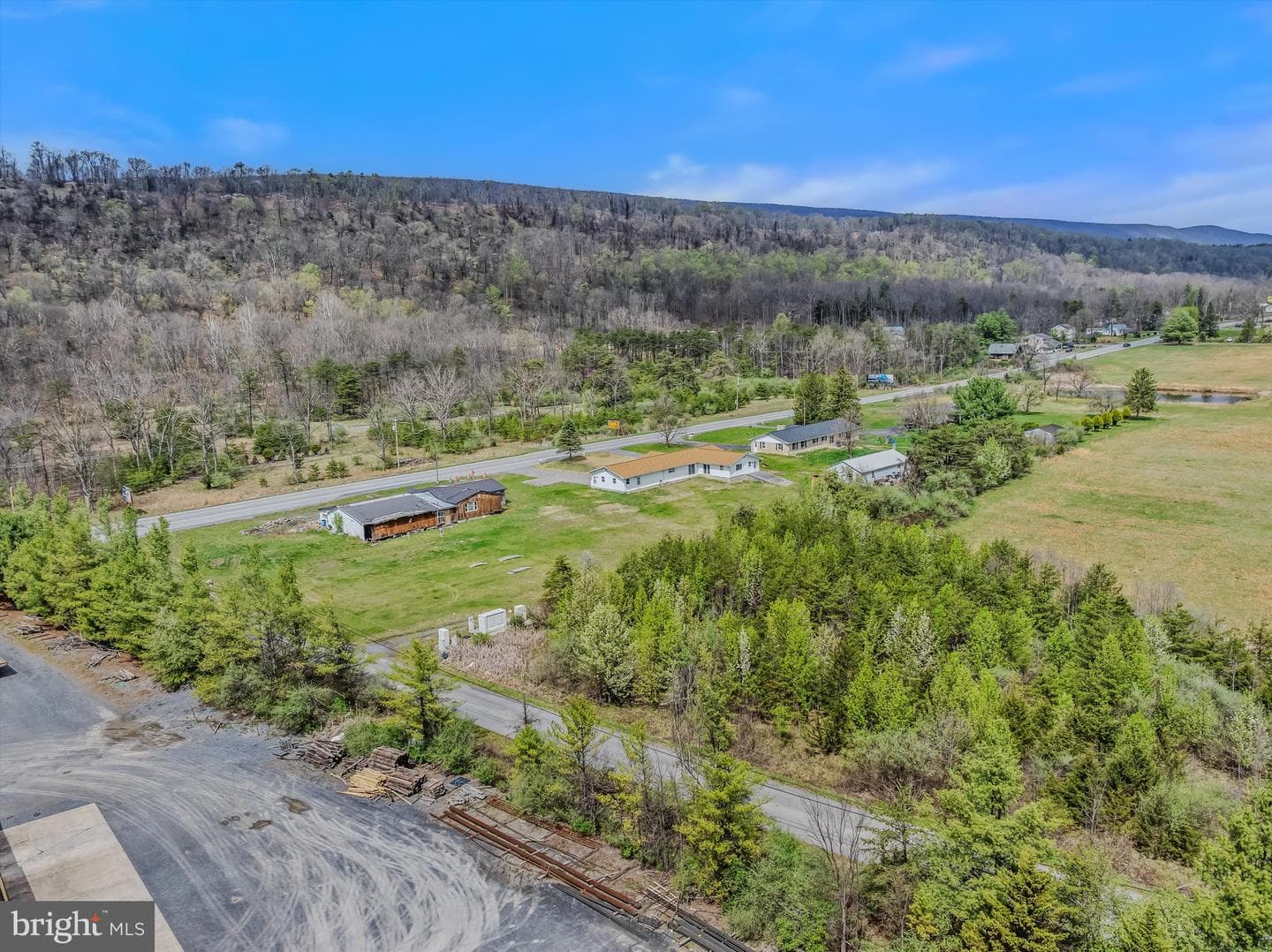 11223 Valley Road photo 12