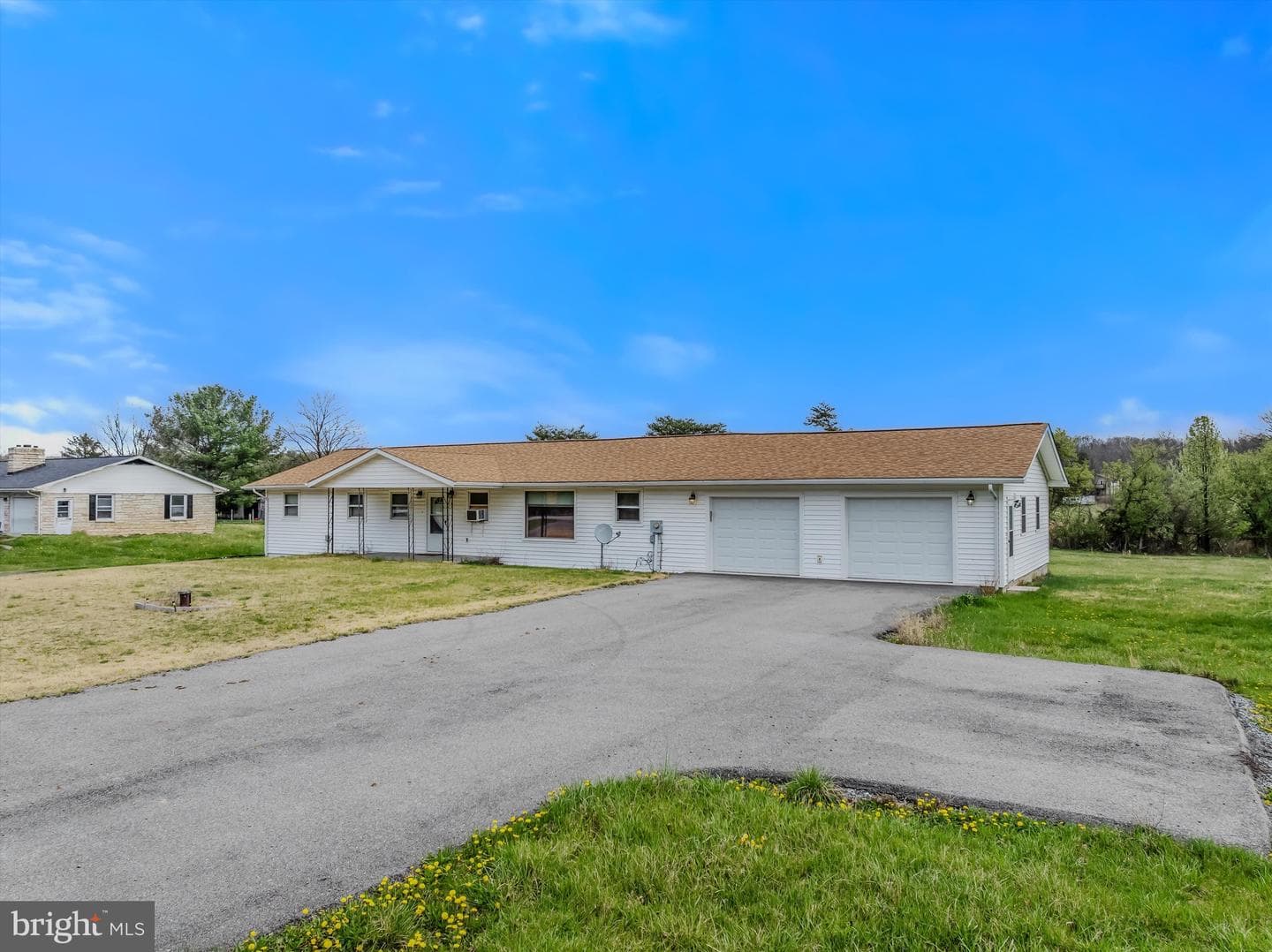 11223 Valley Road photo 2