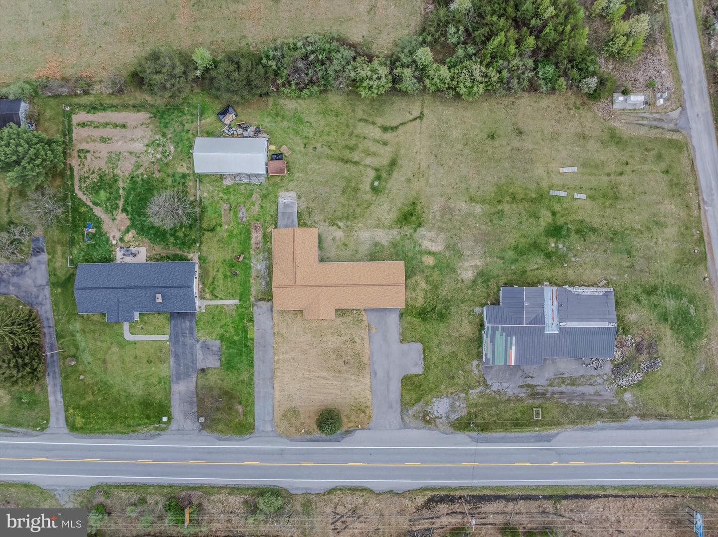 11223 Valley Road photo 6