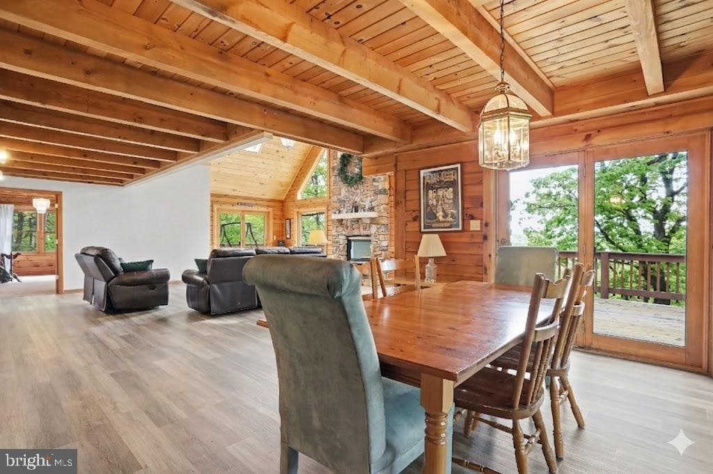 1052 Parkside Drive photo 17