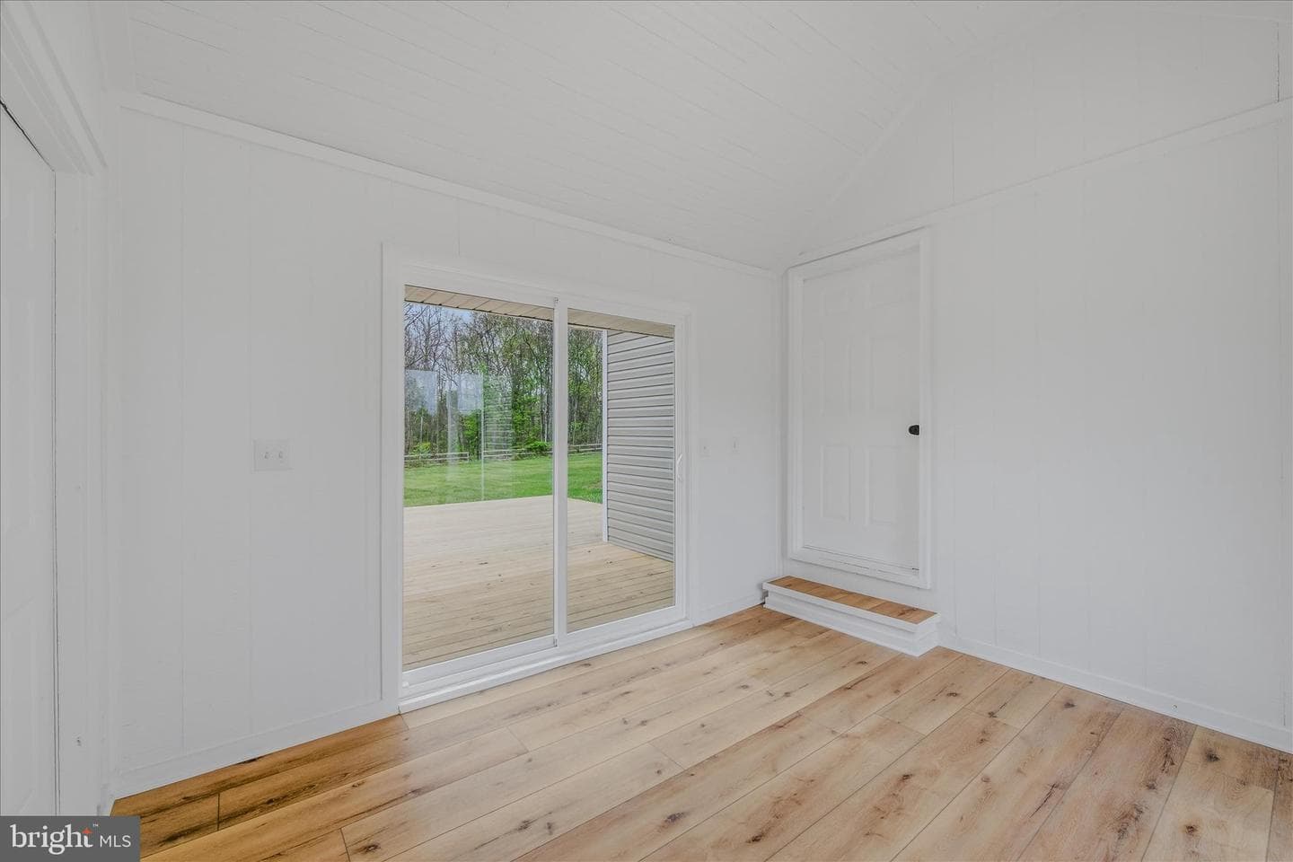 1838 Fulton Road photo 15
