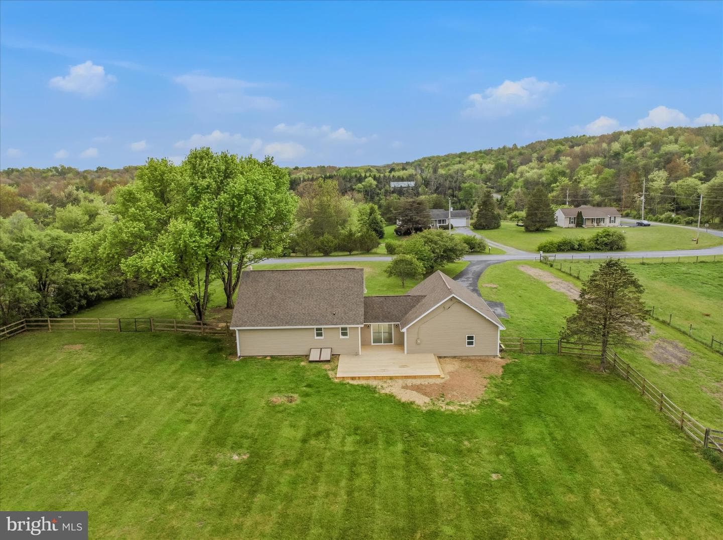 1838 Fulton Road photo 41