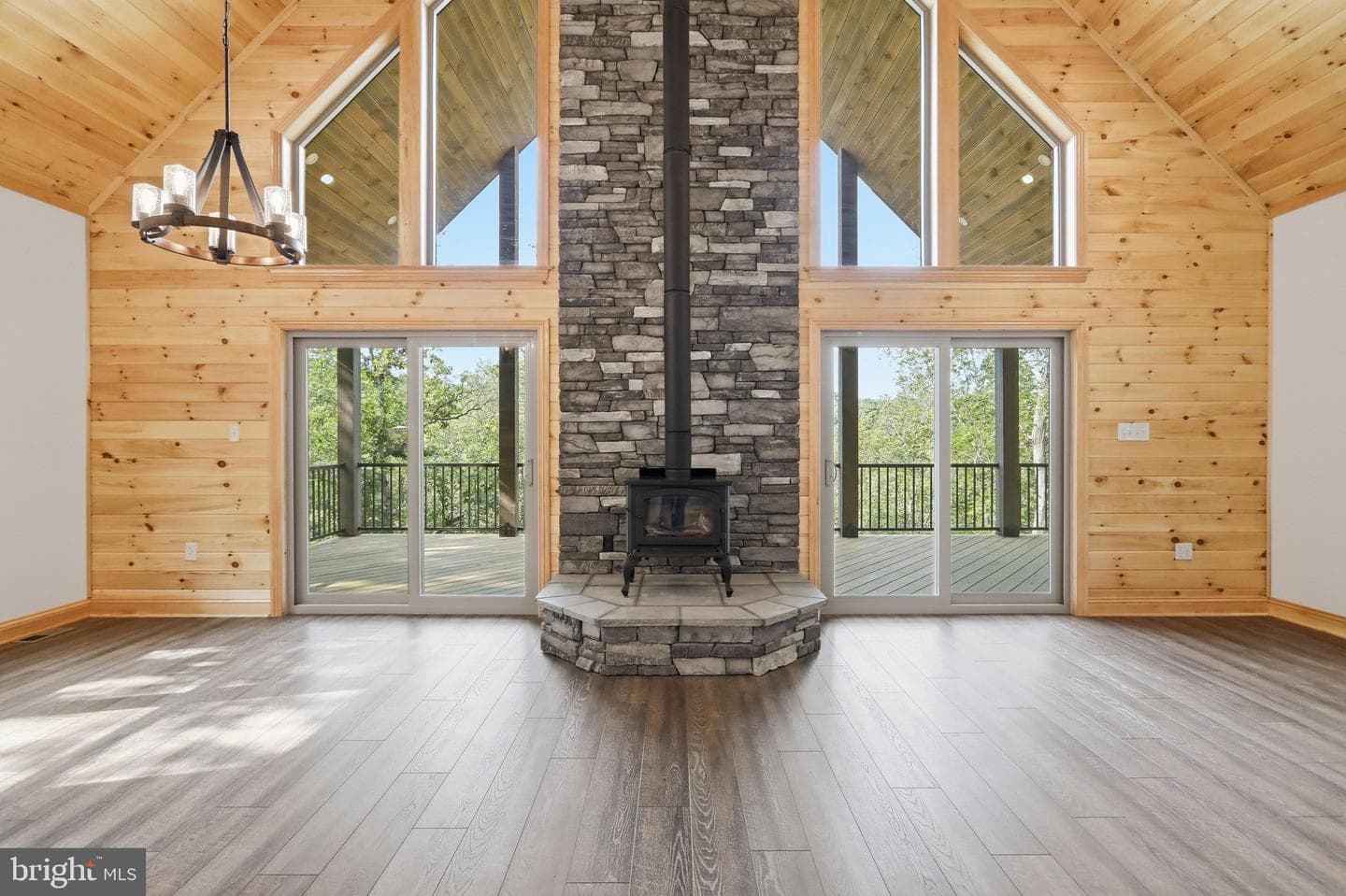 45 Lincoln Trl, Berkeley Springs