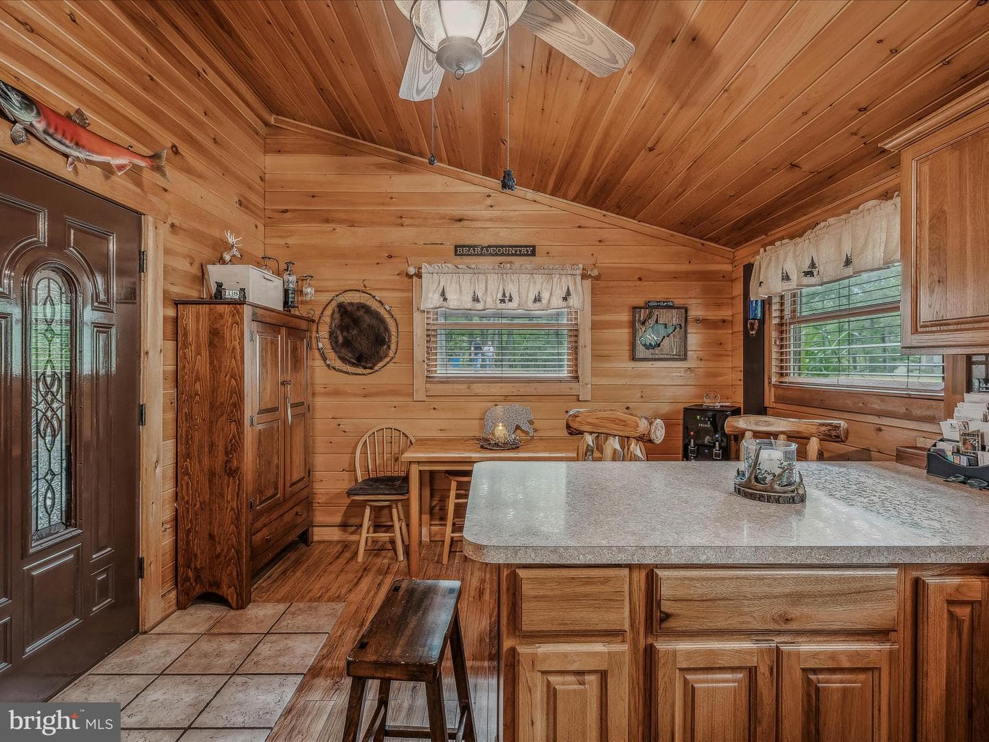 237 Redbud Ln photo 14