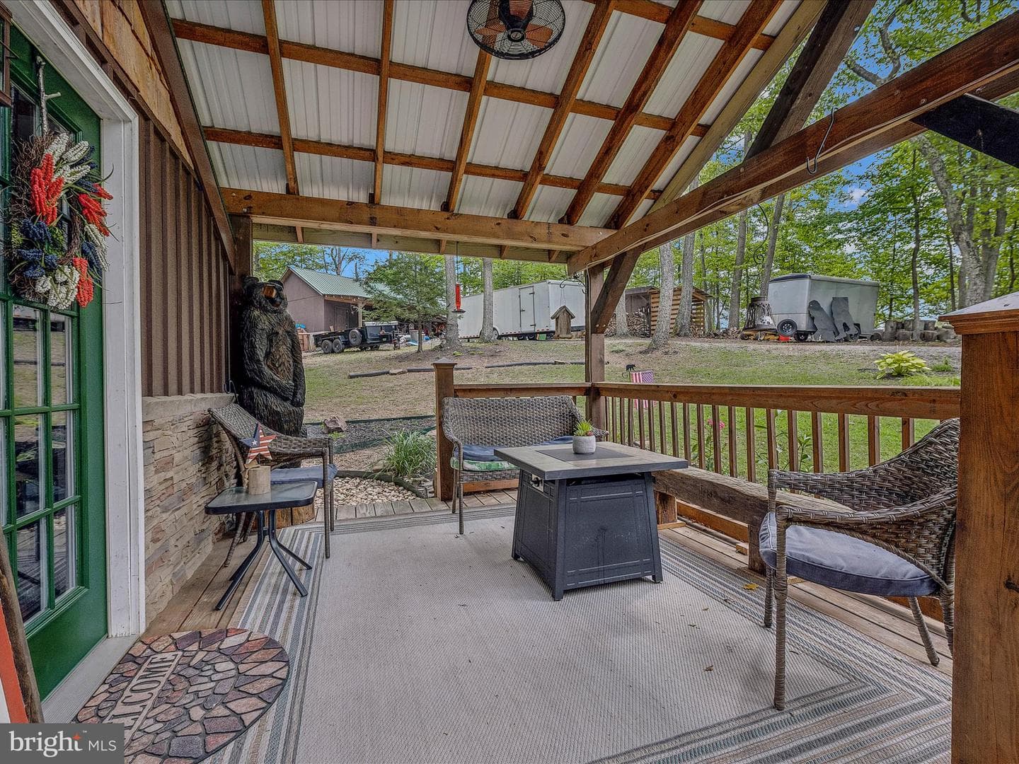 237 Redbud Ln photo 8