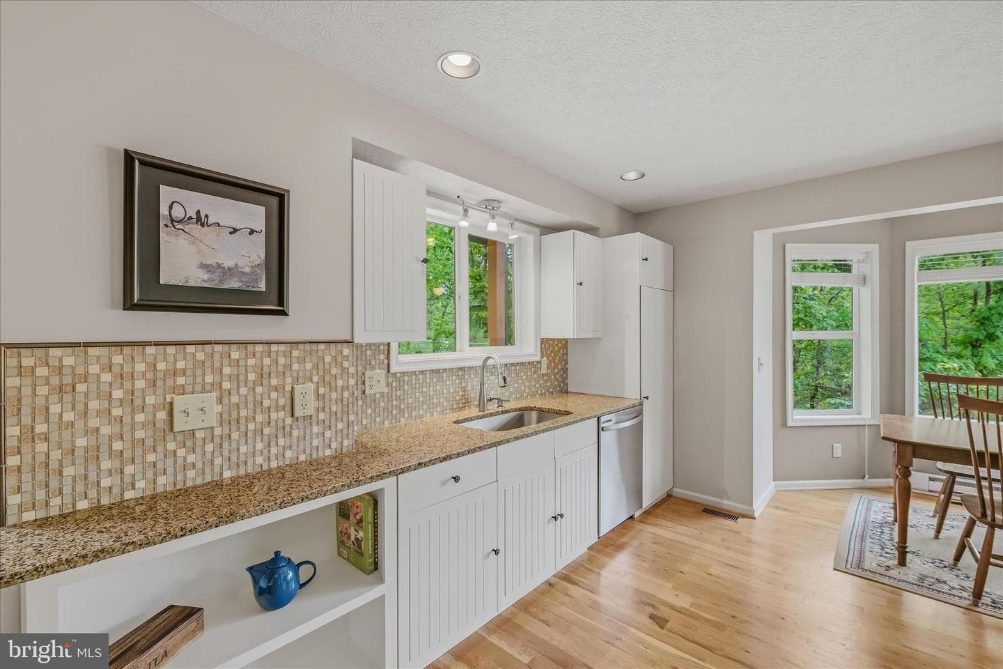 110 Montevideo Road photo 17