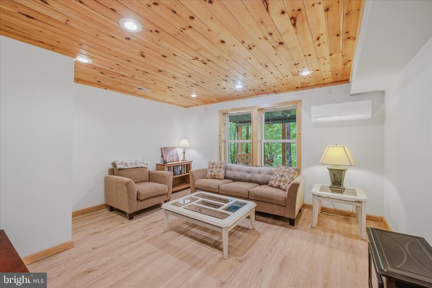 110 Montevideo Road photo 37