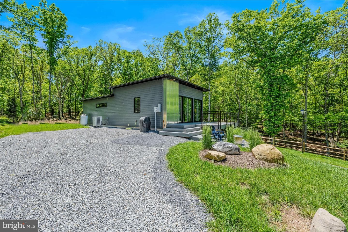 80 Holly Hill Court photo 10