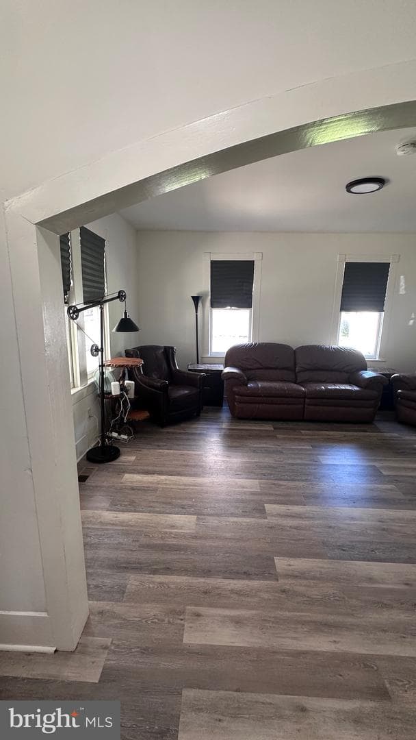 364 Wilkes Street photo 14