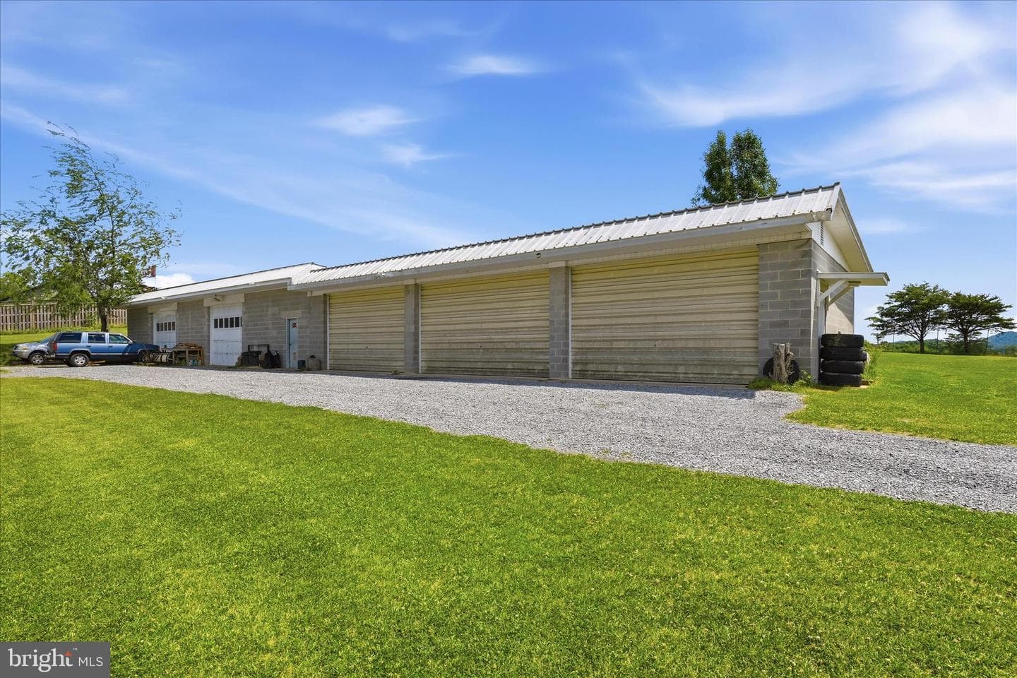 9581 Valley Road photo 46