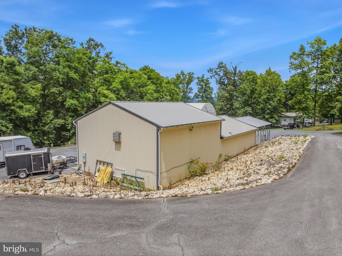 208 Barbeque Dr photo 19