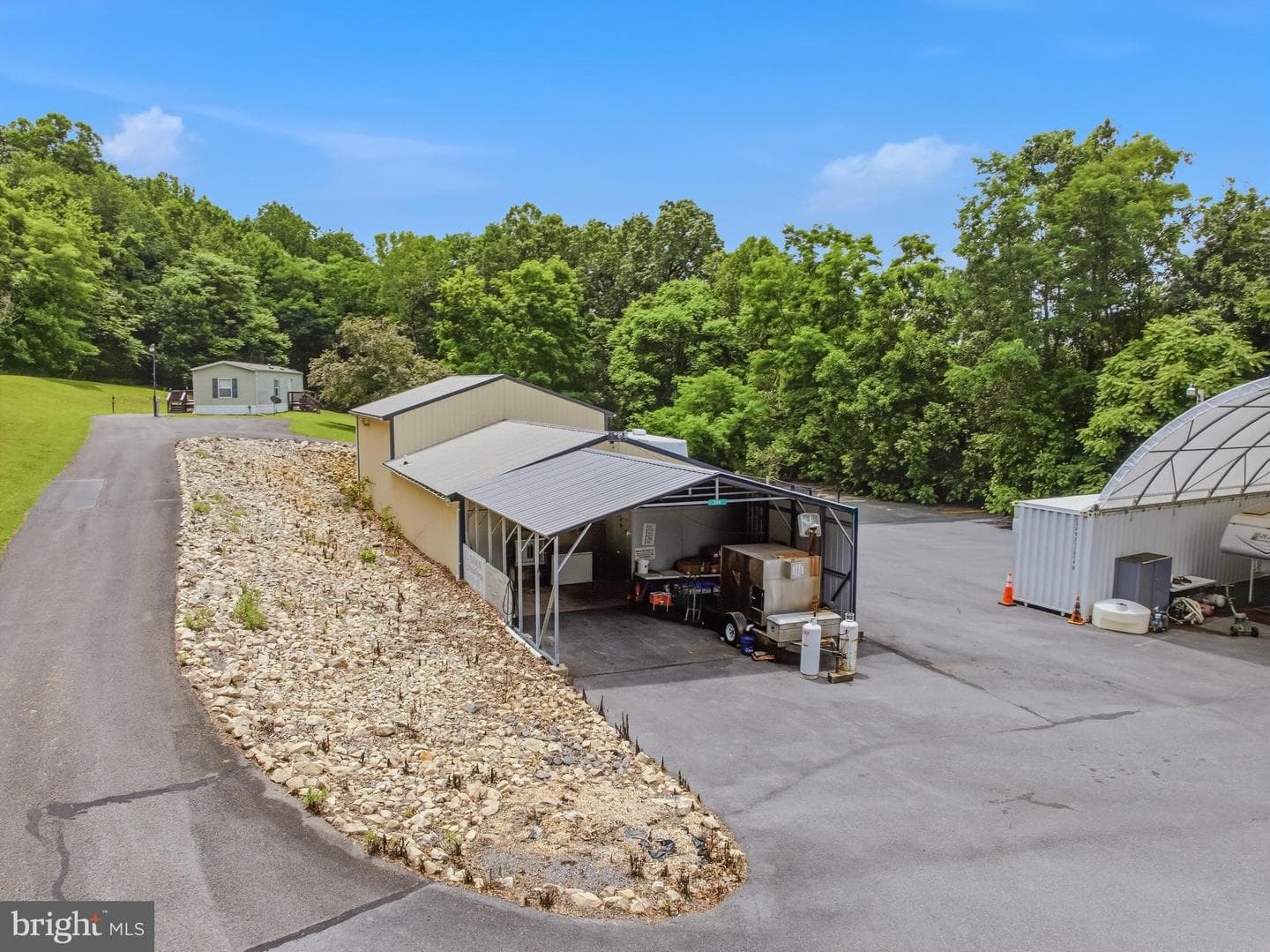 208 Barbeque Dr photo 44