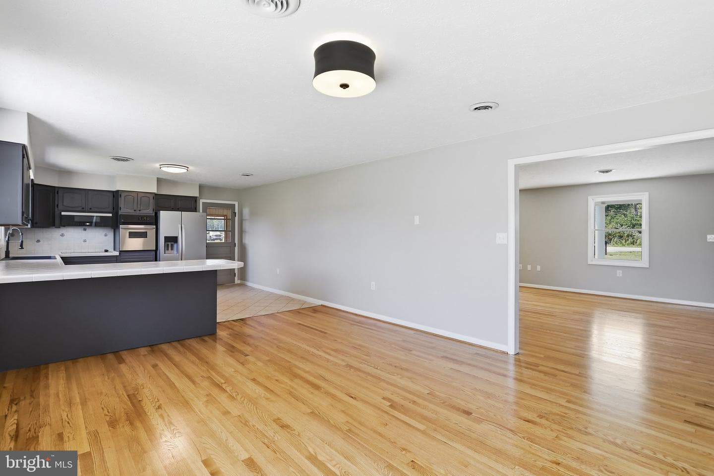 11195 Valley Road photo 8