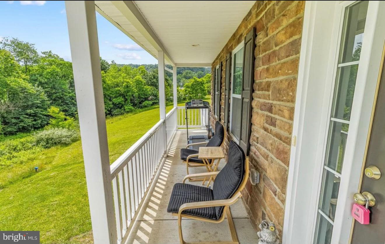 123 Hank Aaron Road photo 8