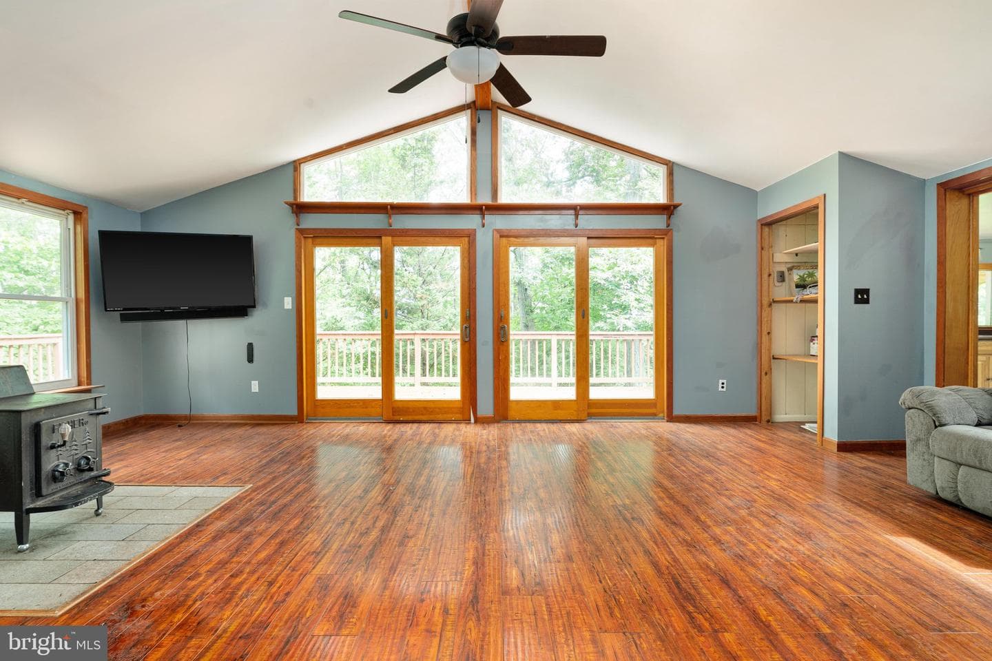 128 Barksdale Lane photo 7