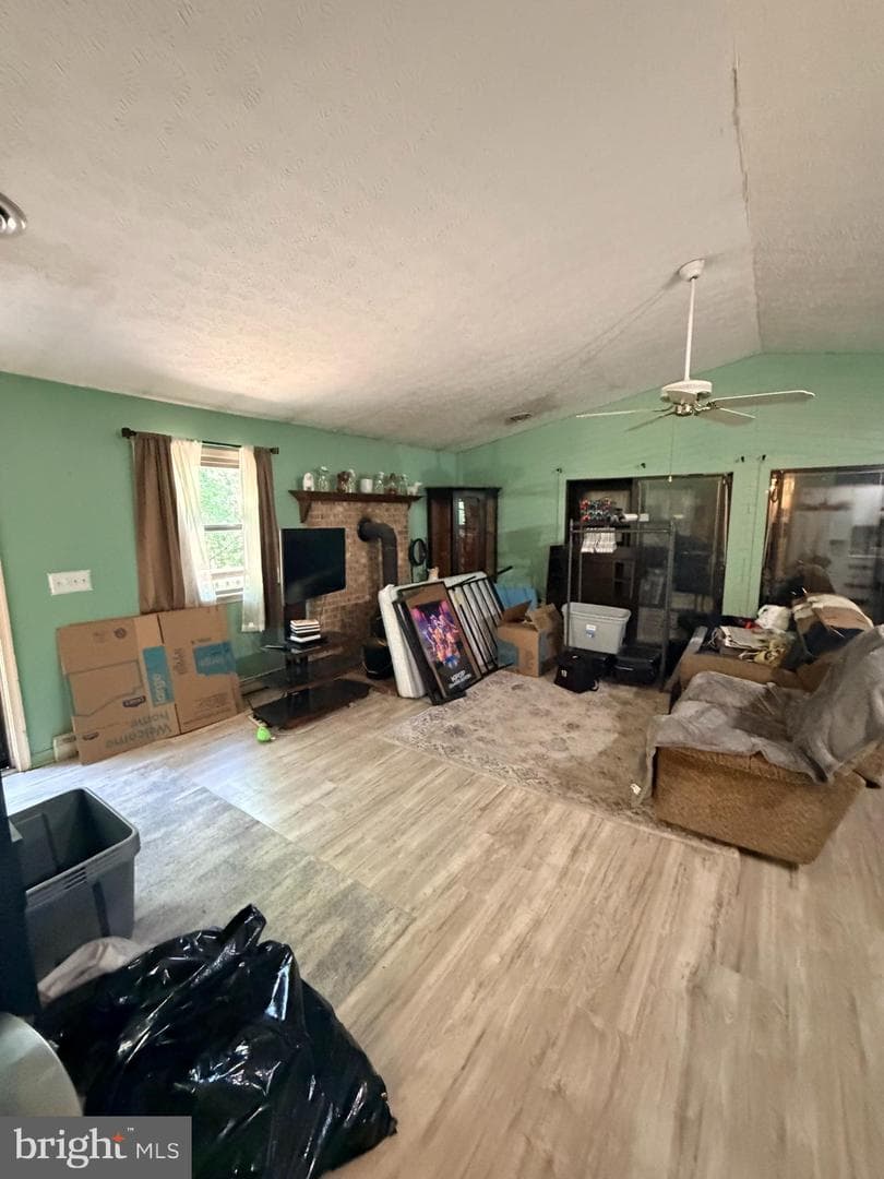 756 Greenwoods Drive photo 6