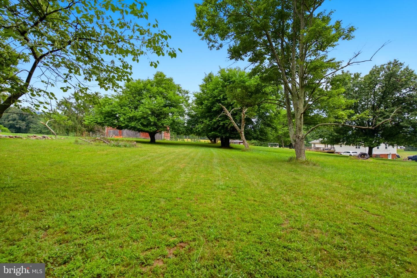 2197 Mauzy Road photo 98