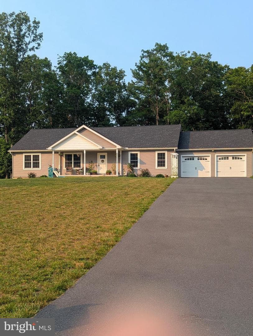 383 Cielo Lane, Berkeley Springs
