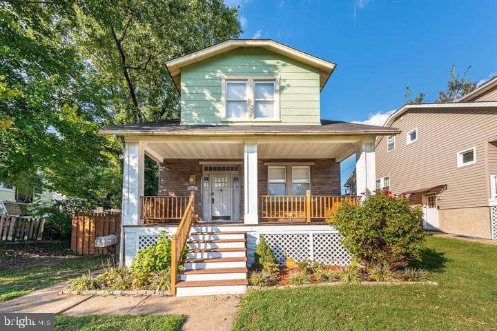 4006 Fleetwood Avenue photo 1