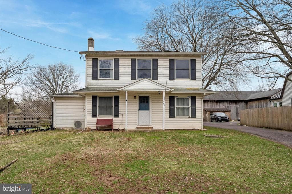 56 Reifsnyder Road photo 1