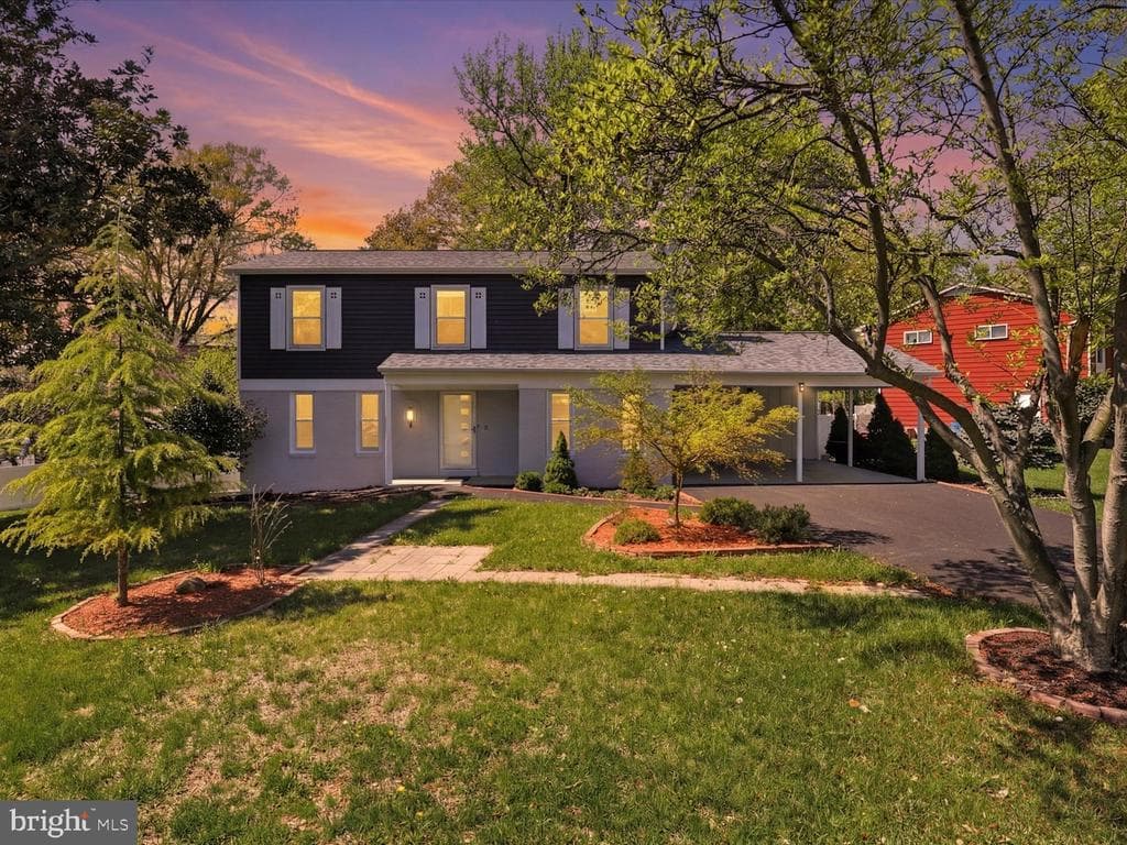 9127 Loughran Road photo 1