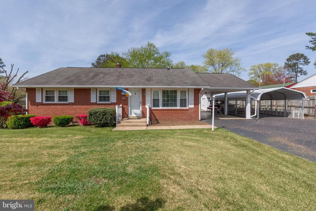 605 Culpeper Street photo 1