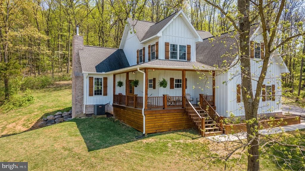 5266 Foothills Lane photo 1