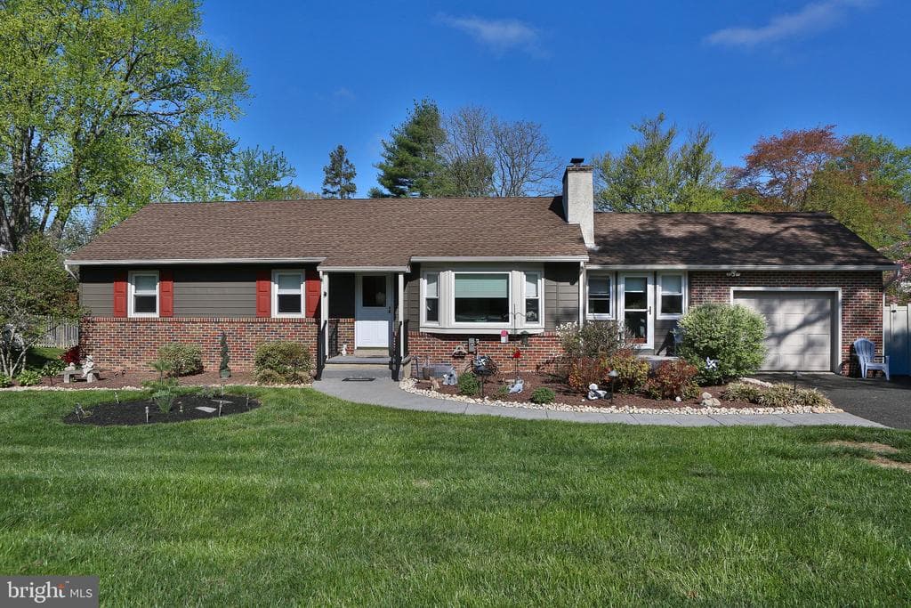 158 S Shady Retreat Road photo 1