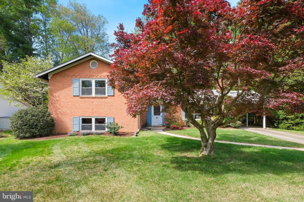 6811 Tilden Lane photo 1