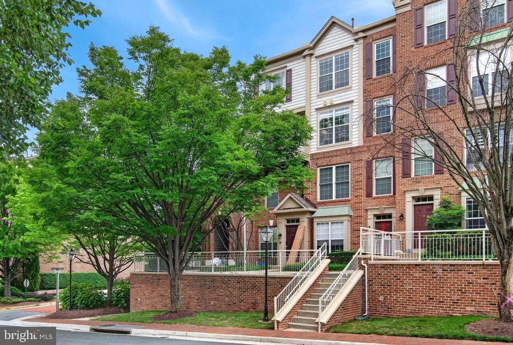 10349 Sager Avenue #301 photo 1
