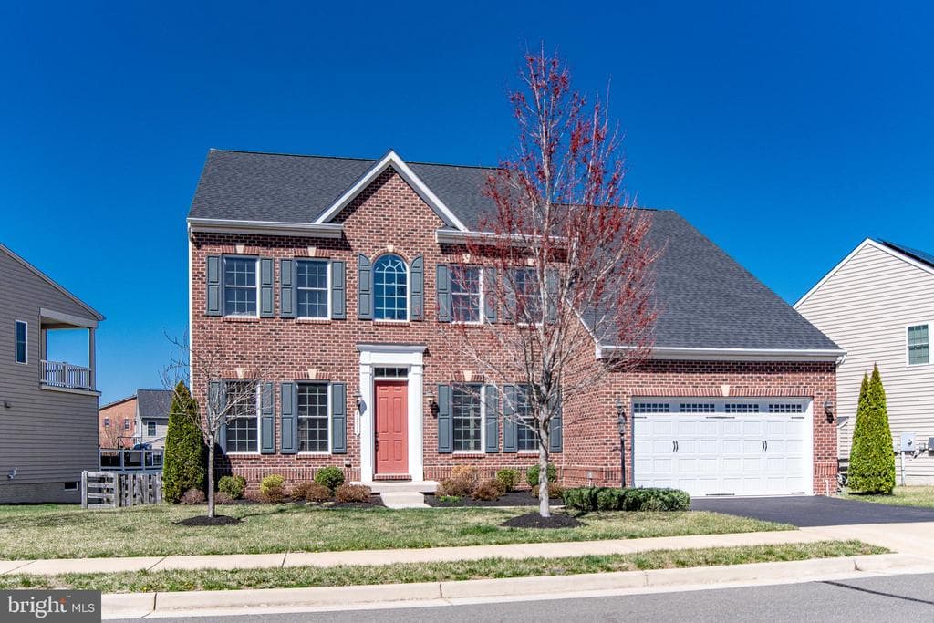 41514 Carriage Horse Drive photo 1