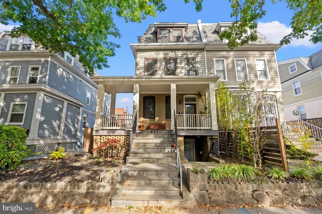 907 Webster Street NW #2 photo 1