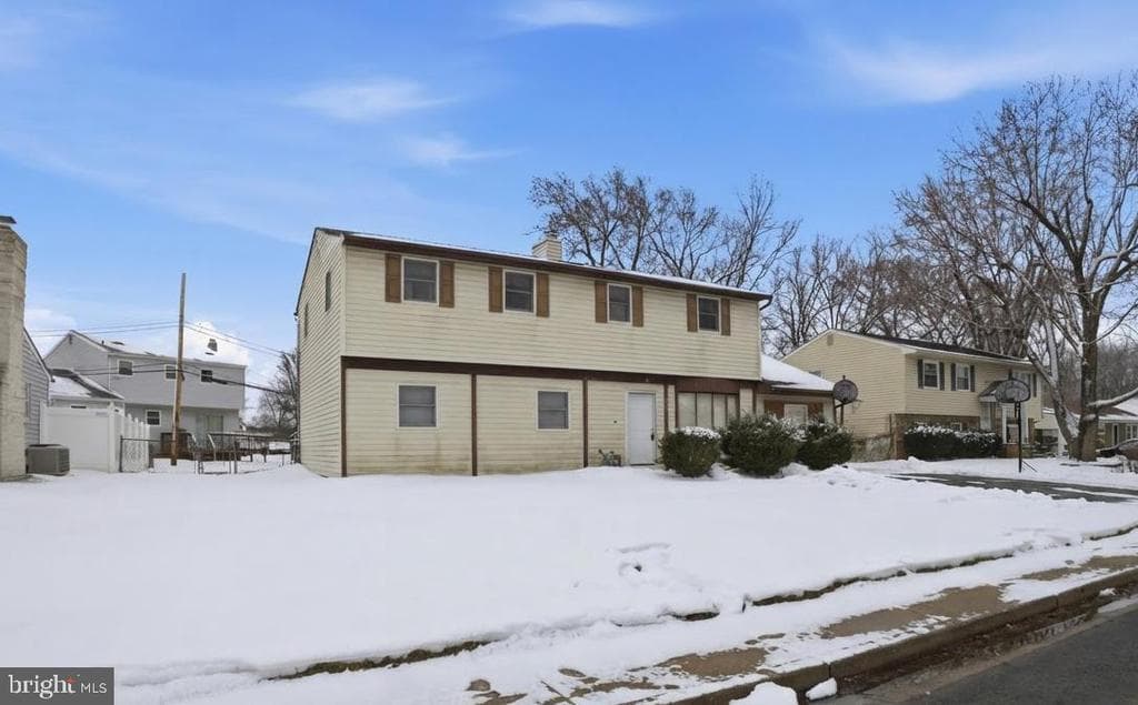 716 Chatham Road photo 1