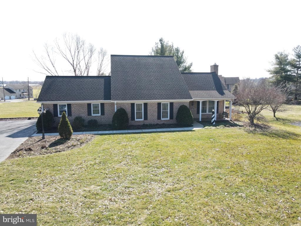 2130 W Main Street photo 1