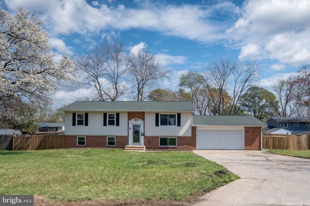 205 Austin Drive photo 1