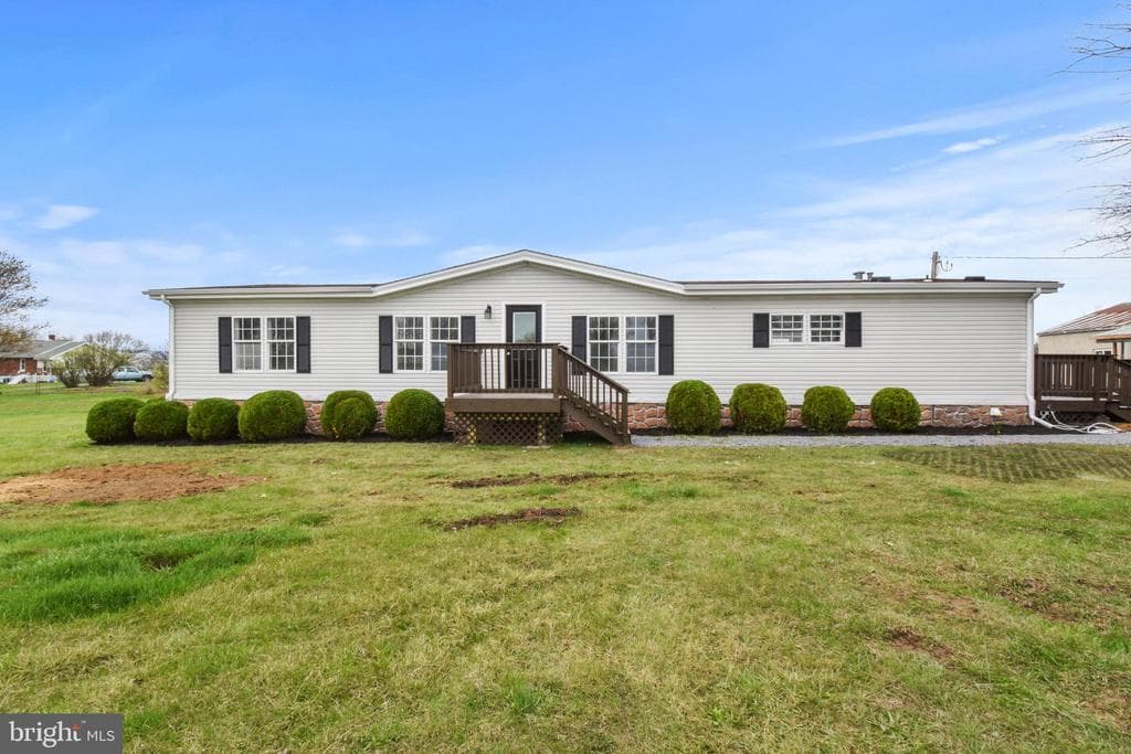 63 Snyders Lane photo 1