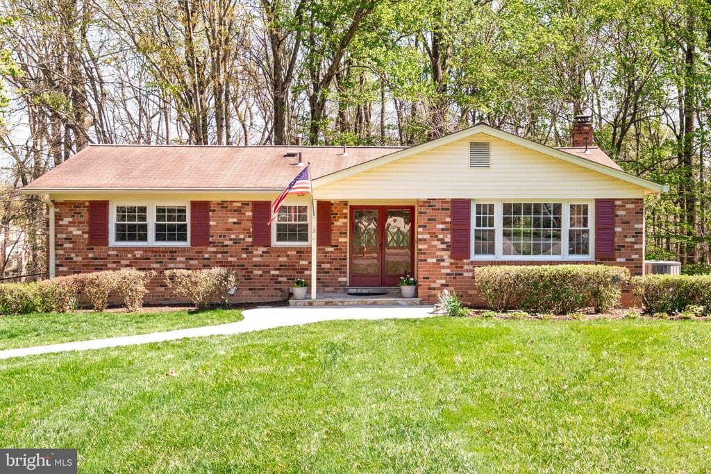 8709 Powder Horn Road photo 1