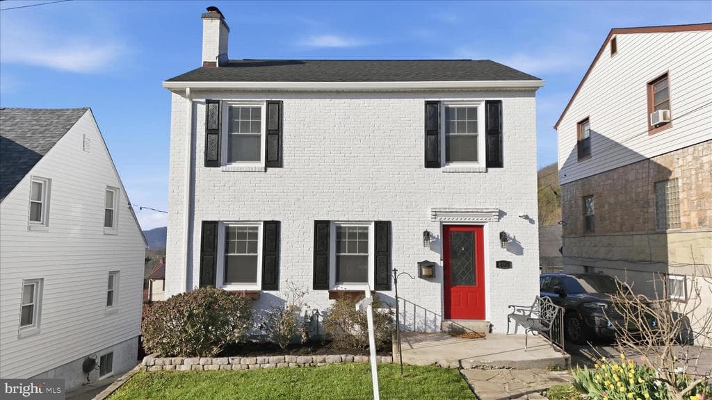 806 Trost Avenue photo 1