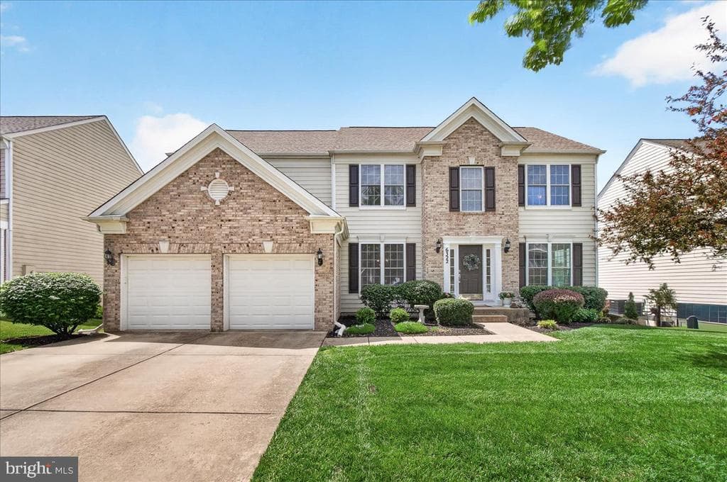 6322 Meandering Woods Ct photo 1
