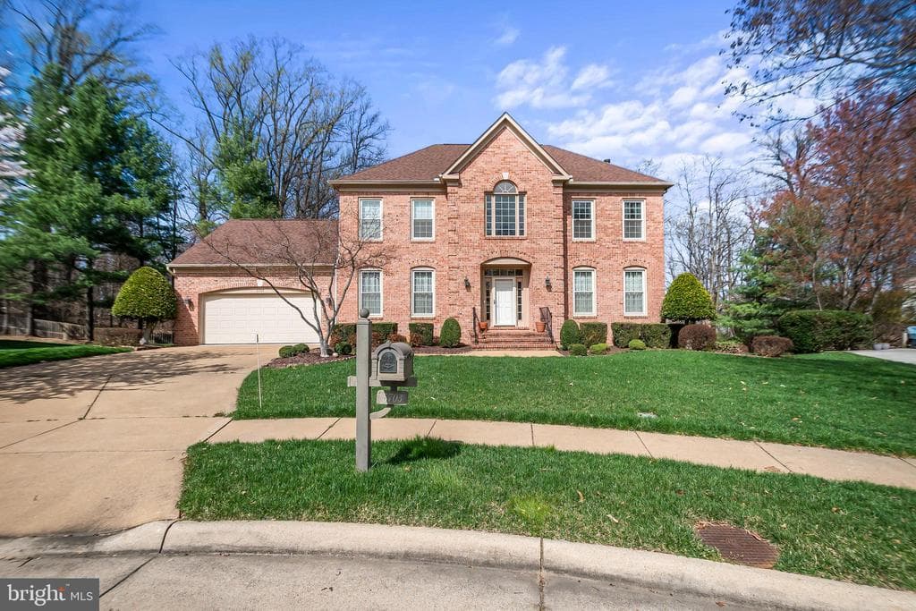 5703 Barbmor Court photo 1